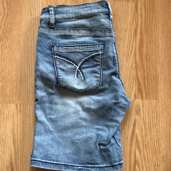 Lota Jean shorts size 30 - Picture 2 of 2
